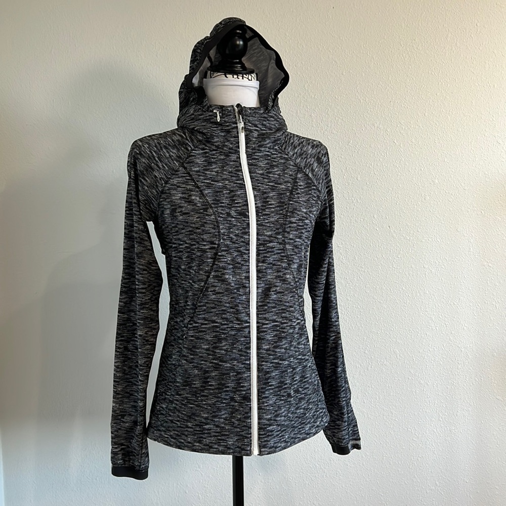 Lululemon Run Free Parka